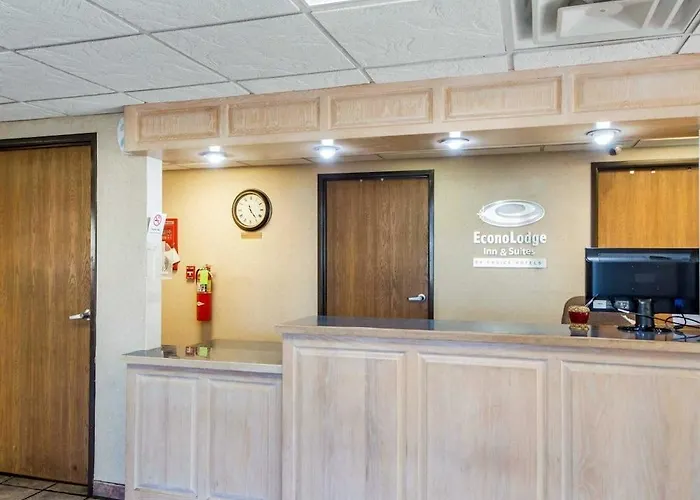 Hotel 6 Tulsa, Ok - 4*
