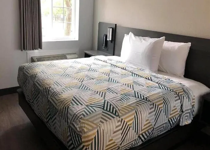 6 Tulsa, Ok - 4* Tulsa