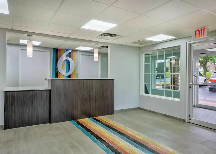 6 Tulsa, Ok - Hotel 4*
