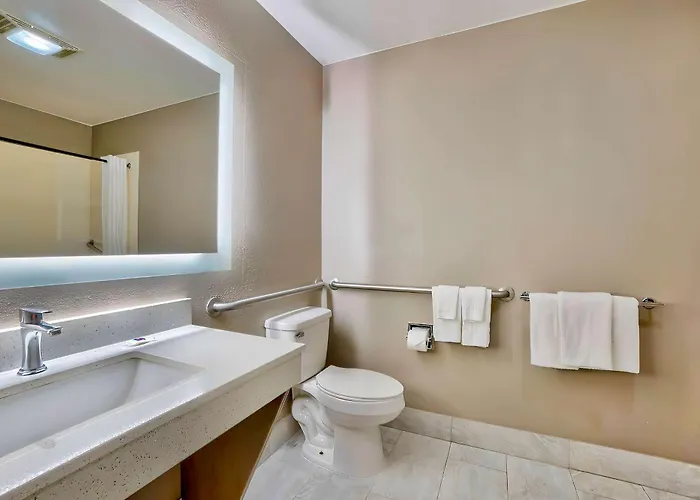 6 Tulsa, Ok - Hotel