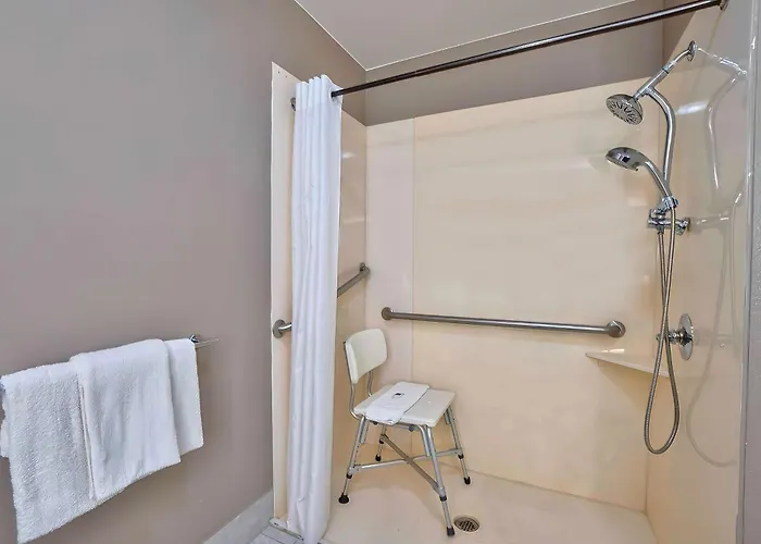 6 Tulsa, Ok - Hotel Tulsa