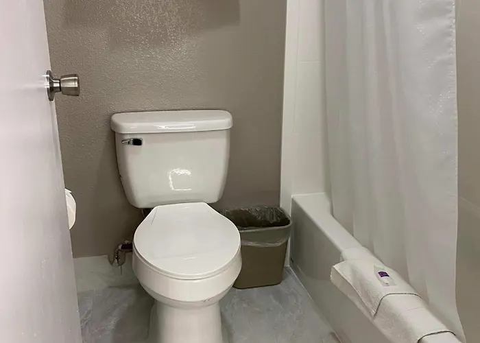 Hotel 6 Tulsa, Ok -