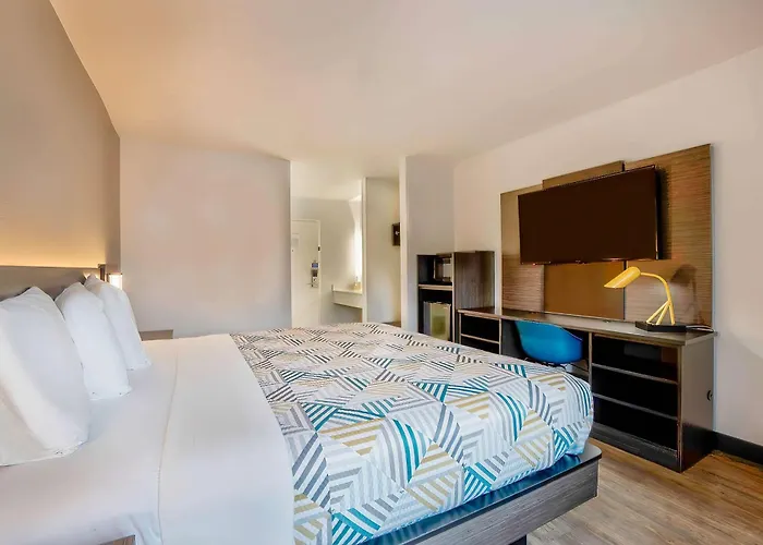 6 Tulsa, Ok - 4*