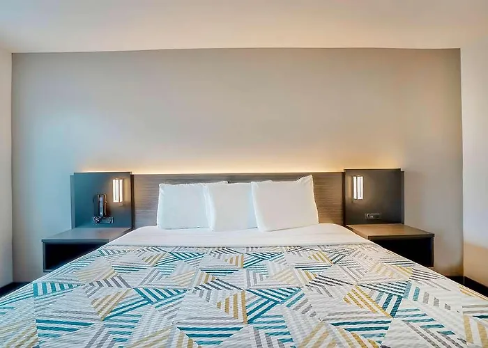 6 Tulsa, Ok - Hotel